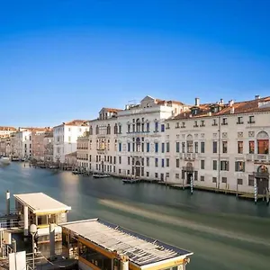 mocenigo-grand-canal-luxury-suites.hotelslidodijesolo.com/